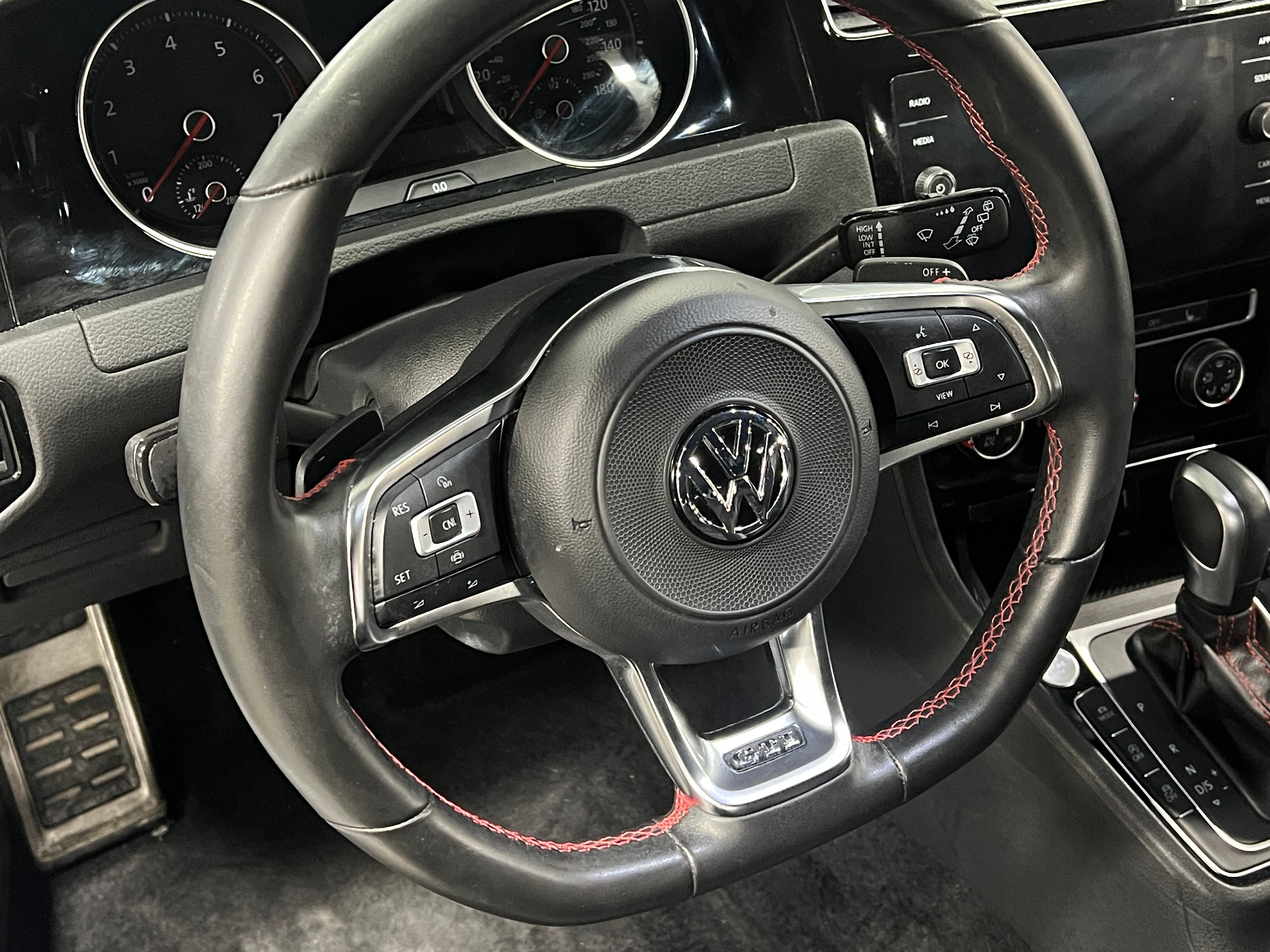volkswagen golf gti 2020 3VW6T7AU8LM007577 image volkswagen golf gti 2020 3VW6T7AU8LM007577 image